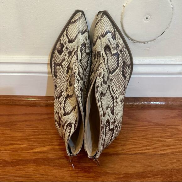 Vince Camuto Snakeskin Booties Ginsel sz 7.5 - Picture 5 of 8